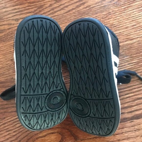 K-Swiss Baby Infant Toddler Casual Black Striped Sneakers Tennis Shoes NWOT Sz 5 - Picture 6 of 12